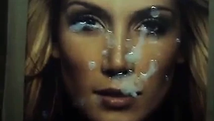delta goodrem üzerinde boşalmak
