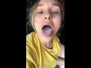 Dirty Girlfriend Victoria – Painal and Cum Swallowing