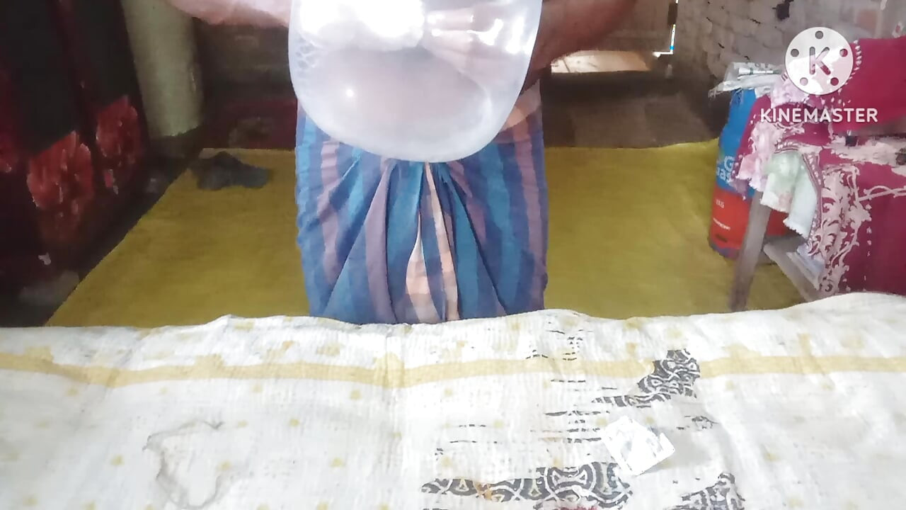 バングラデシュの田舎の少年、とてもとてもホットです