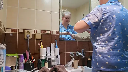 Rutinitas Perawatan Kulit Malam Hari