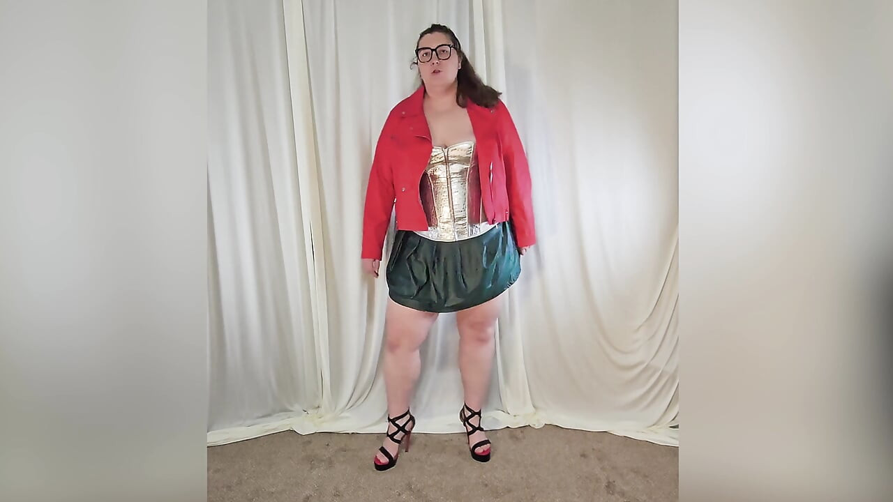 Tall BBW Tempting in Leather Try on Haul