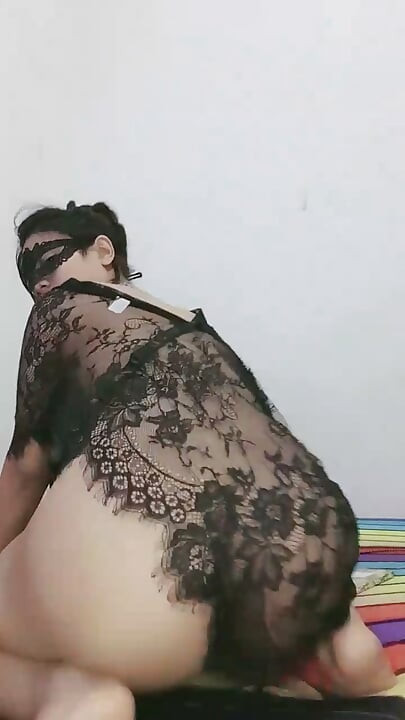 Linda Indo Masturbando para Ejacular