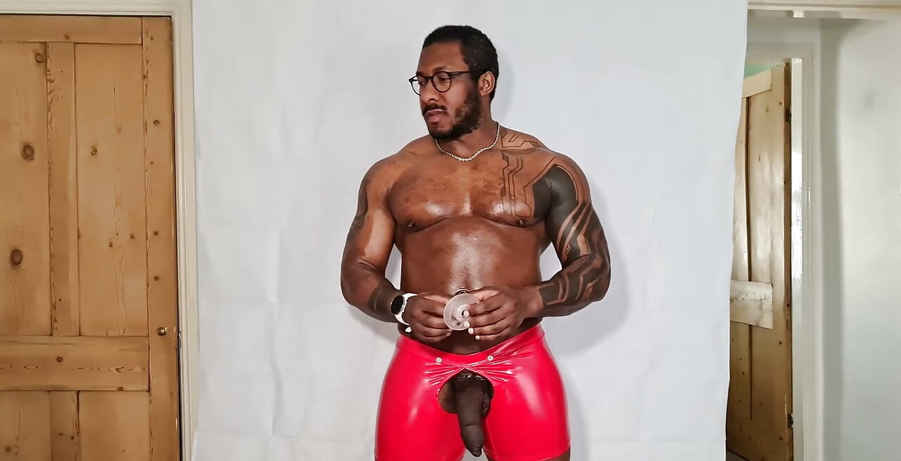 Week 5 of Pumping. Got This New Outfit