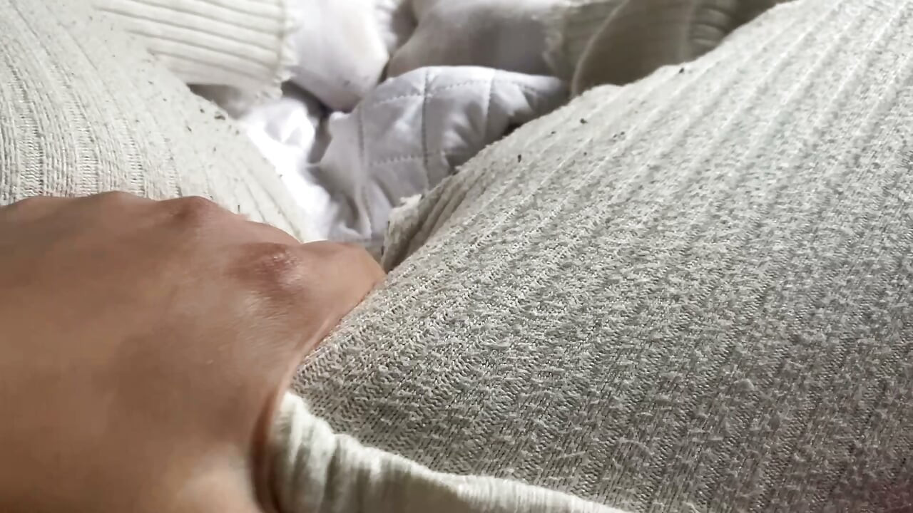 POV: Argentinian Latina Guides You In A Homemade Female Masturbation Session