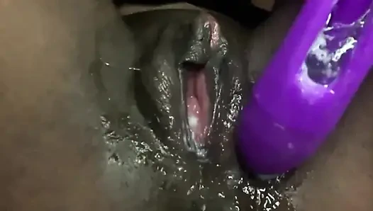 Seksi üvey anne üvey oğluyla sikişiyor.