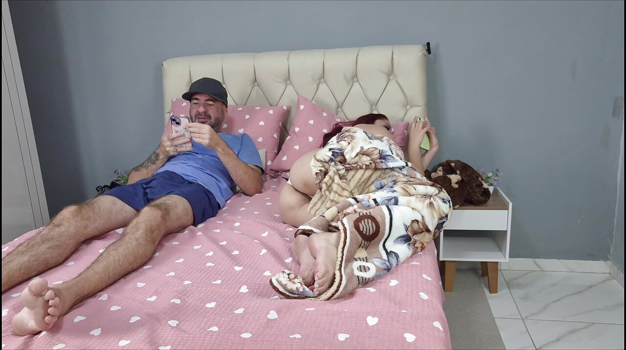 Stepmom had to share a bed due to house renovation!