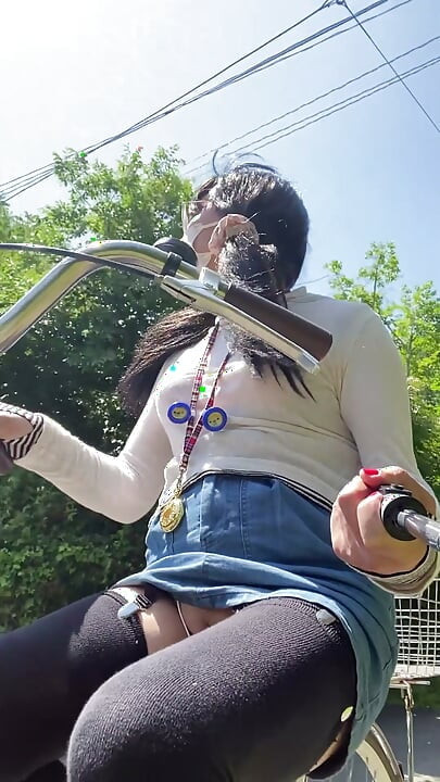 N ° 229, vélo d’exposition au début de l’été