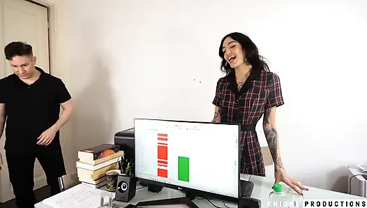 Brisen the Squirting Slut Secretary