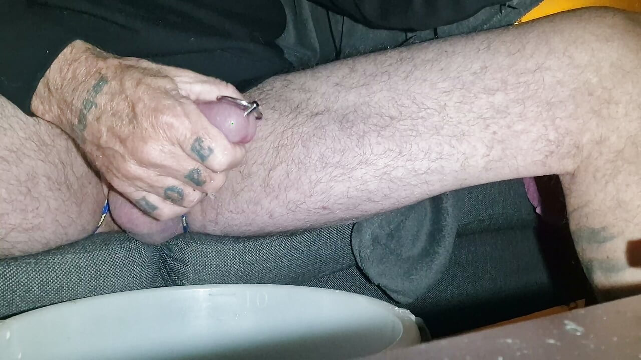 Precum dan sounding