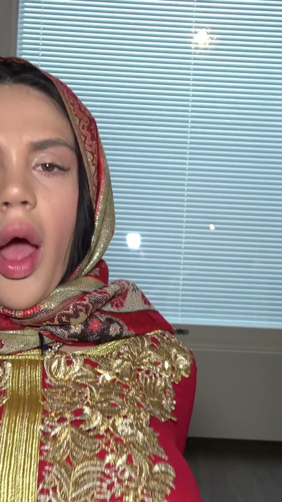 Amateur Hijab Teen Stepsister Fucked By Stepbrother | Clip 2