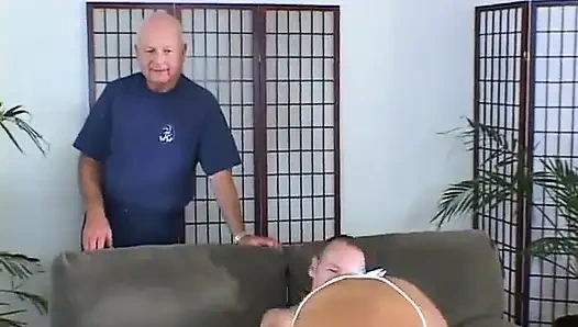 Отдупил жену в клубе 274