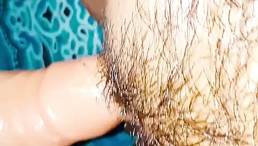 Sexi dillo lagakar deshi bhabi ki chudai ka video