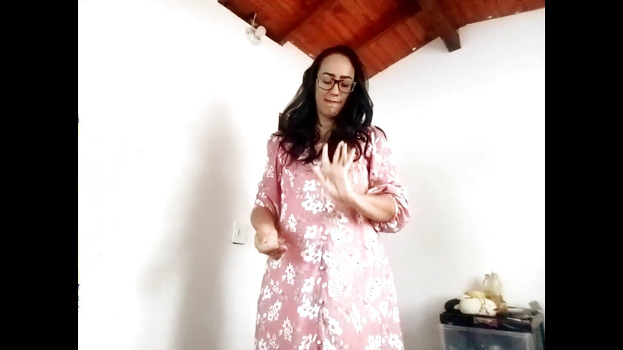 미스 콜롬비아, 미녀 대회에서 우승하고 JOI 따먹기