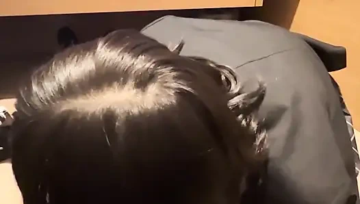 18 yaşındaki minyon kız, ultra gerçekçi akıllı telefon görüntüleri. Kamera çekimine kaydedildi! Okul sonrası video