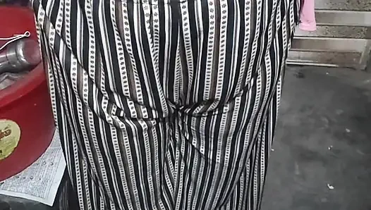 Priya ateşli büyük göğüsler