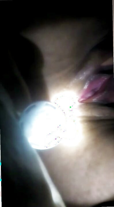 Desi gril Teen bottel Orgasam Wet Pusssy