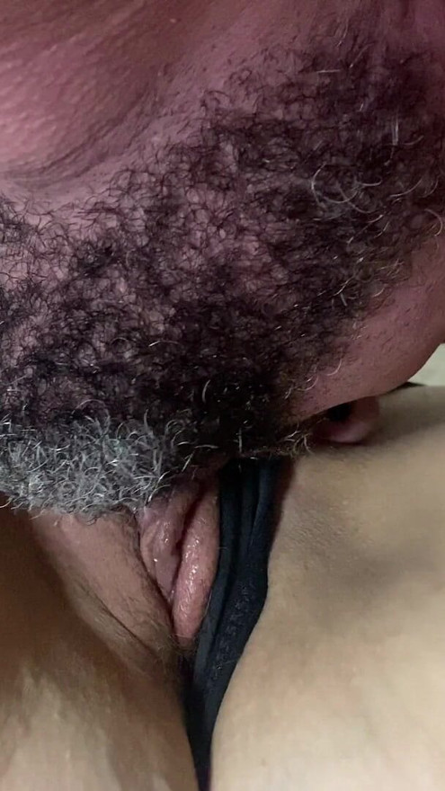 I sucked her pussy until she came and released her cum in my mouth | Clip 2