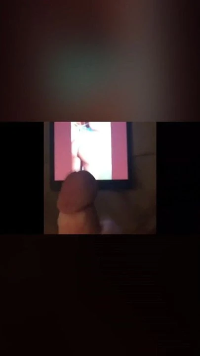 Sommer Ray Cumtribute