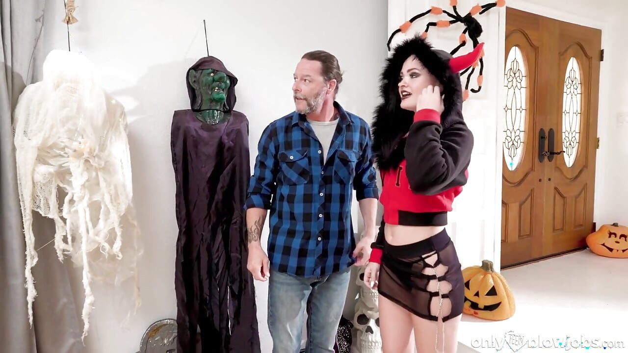 Only Teen Blowjobs - Spooky & Sexy