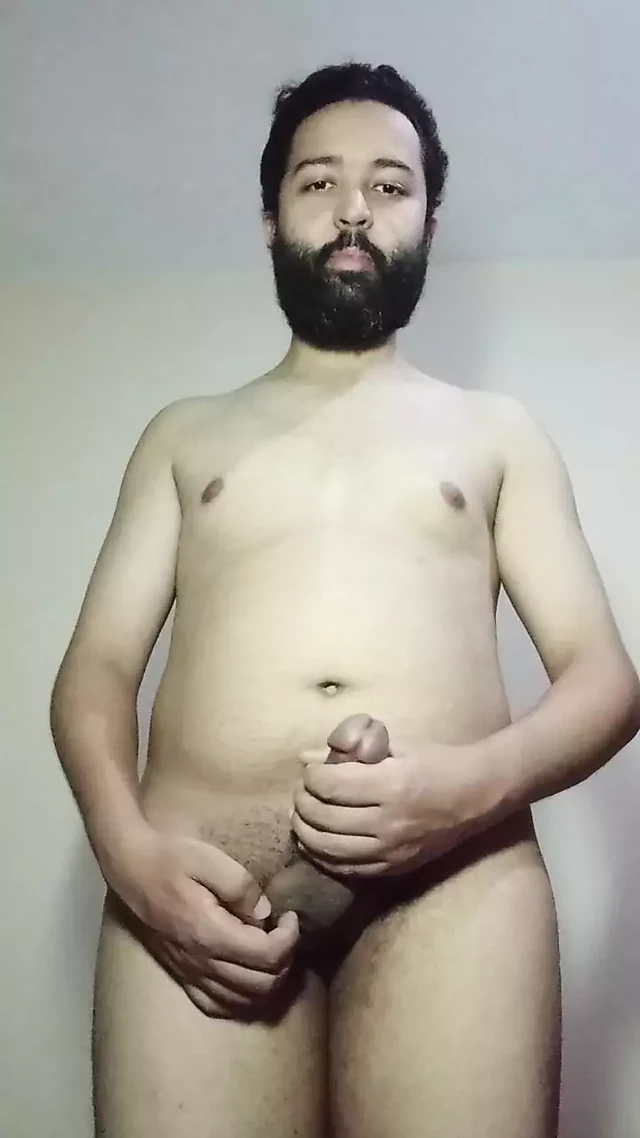 A Man In His Twenties Masturbates His Penis (3)