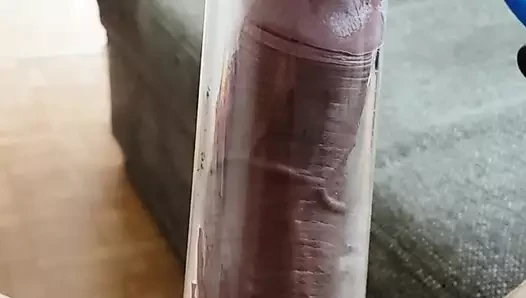 bir penis pompalamak