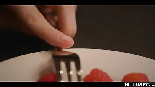 BUTTMUSE ihre erste zeit doppelpenetration