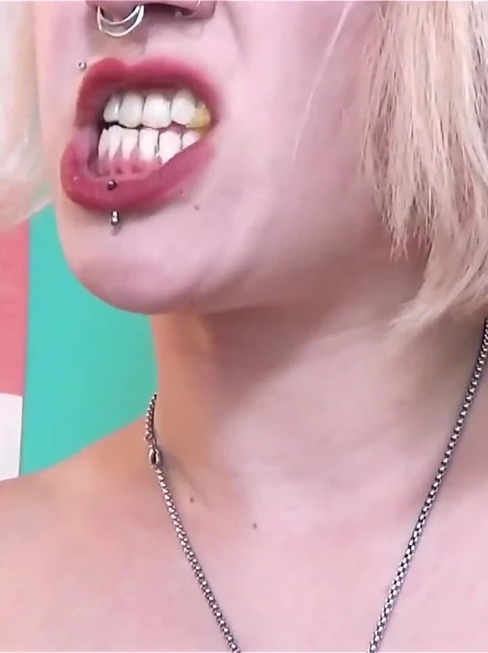 Funyun Chomp