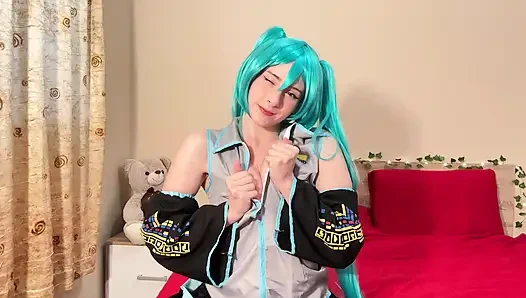 Miku vocaloid pixie azdırıyor - ateşli dildoyla kostüm flört ediyor ve anal seks