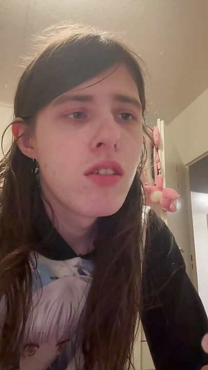 Pee sucking ice cream
