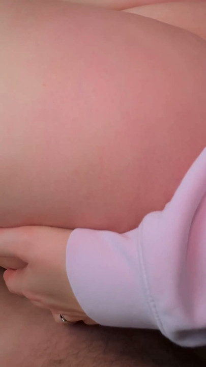 Big boobs under a pink sweatshirt. Great ice cream! I love this kind of sex! | Clip 2