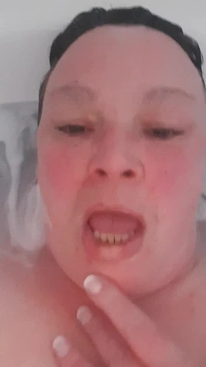 BBW Nikki Bath Bate