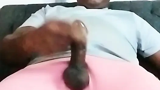 Kanepede mastürbasyon yapıyor