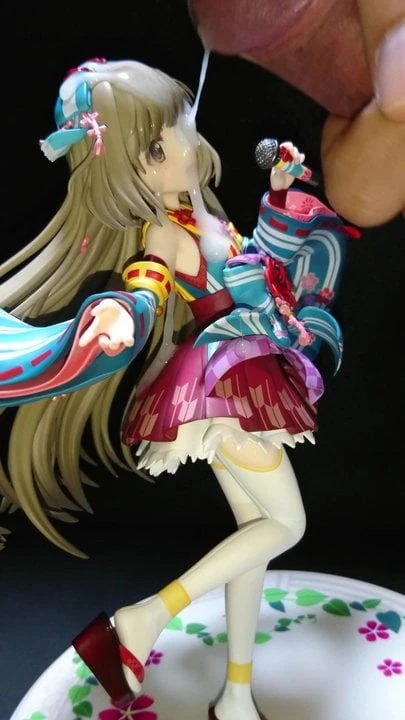 Figure bukkake Yorita Yoshino 02
