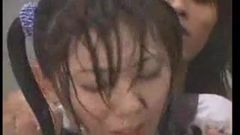 シャワーで犯される日本人少女