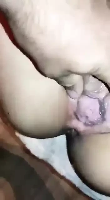 Aij Bhabi ko chod chod ke chut ka pani nekal di mane