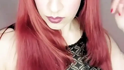 Patronunun üvey kızı seni seks için davet ediyor ama ş! Bu bir sır! Bölüm 1