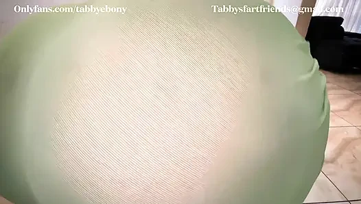 OSURUK KRALIÇESI TABBYEBONY - BAKıŞ AÇıSı - SANA OSURUYOR!