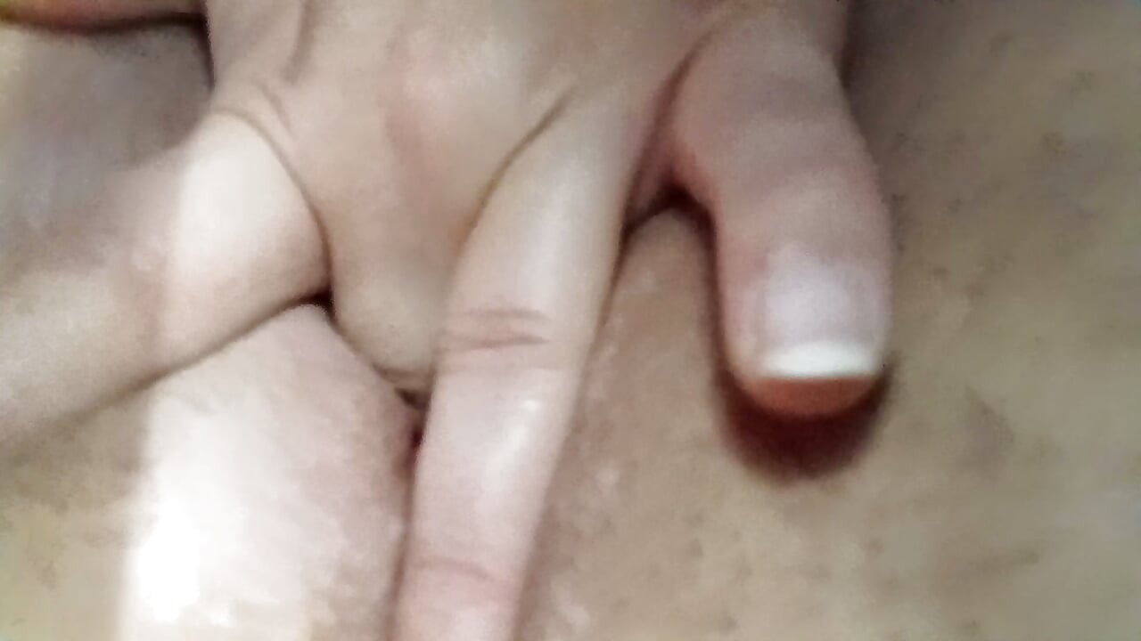 Prstima jebana