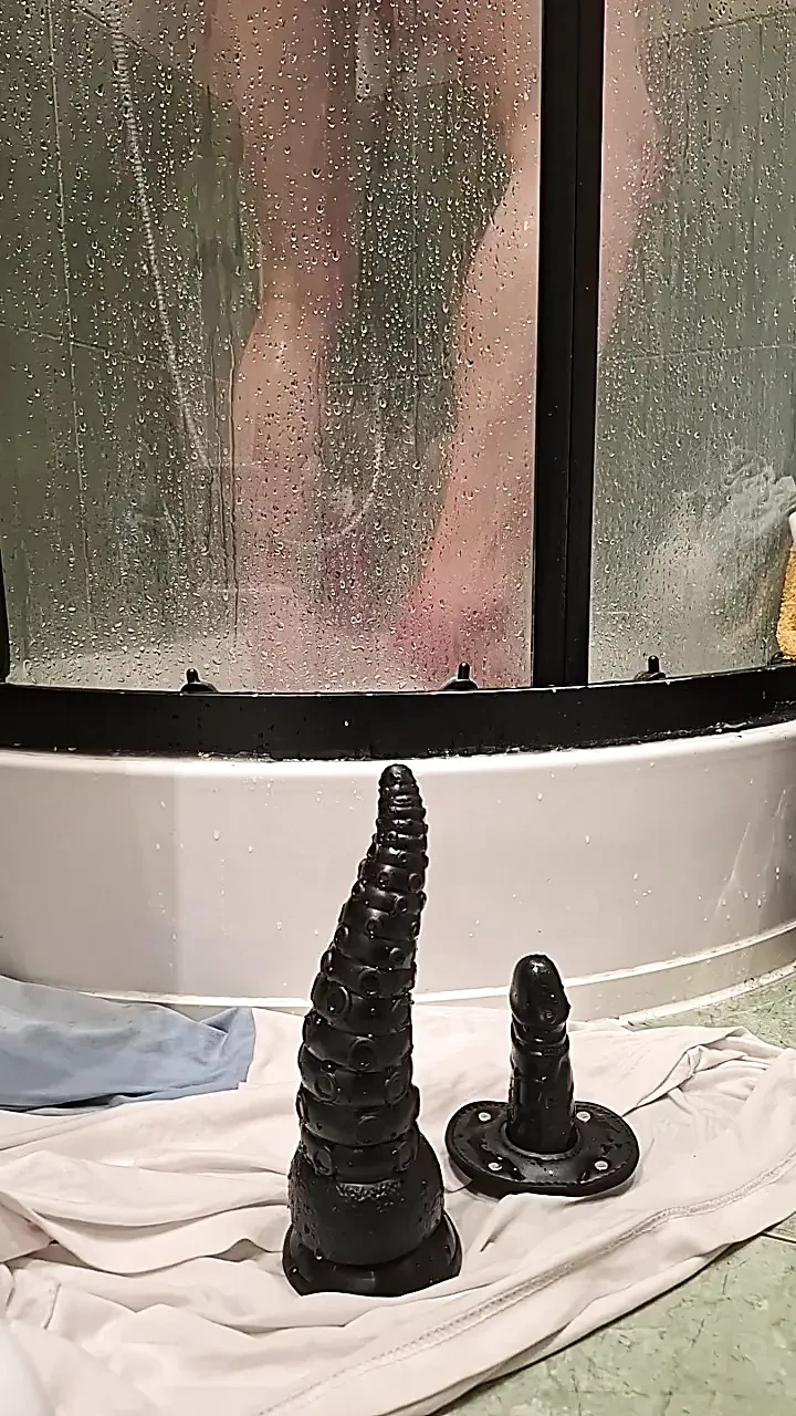 washes her toys and her body