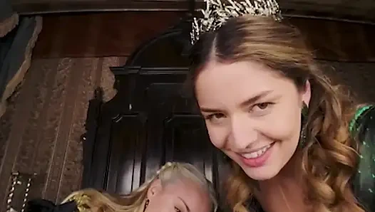 Vrcosplayx vanessa vega ve anna claire clouds ile ejderhaların üçlü dansı bölüm 2