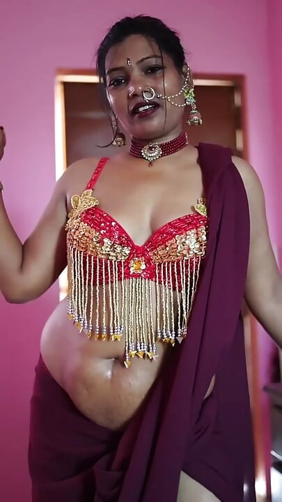 Chachi accidently sent nude pics to her bhatija, stepson ask her for fuck and she fucked by bhatija in HINDI Audio