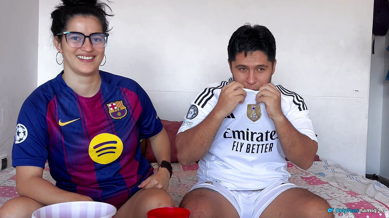 APOSTAMOS UNA MAMADA Y SU COÑO, ADIVINA QUIEN GANO?