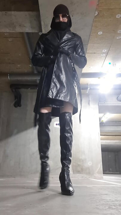 Parking & Leather 😈