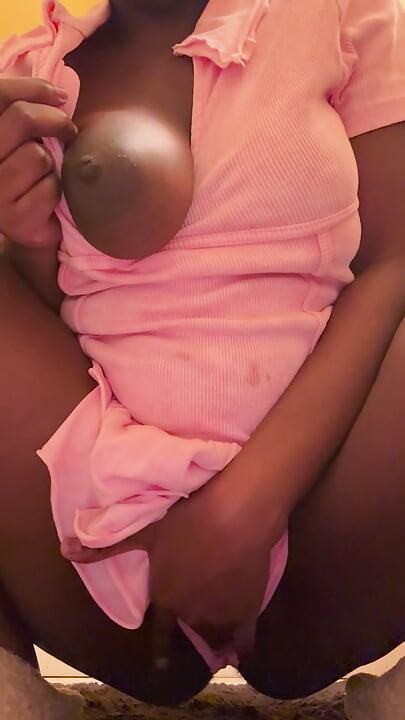 ALLIYAH TWERKING !!