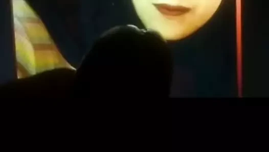 Seksi kızlara haraç