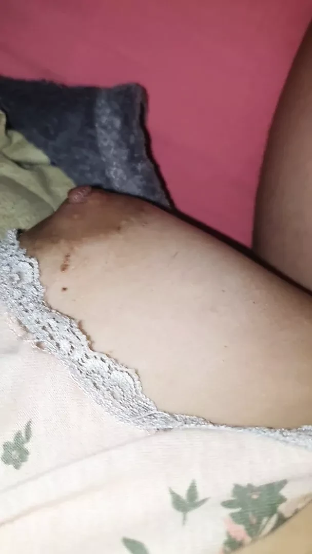 Petit seins 974