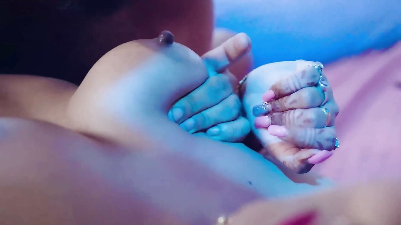 Desi tharki vakil ne sundar ladki ke sath bat karne ke bahane sex kar diya full movie