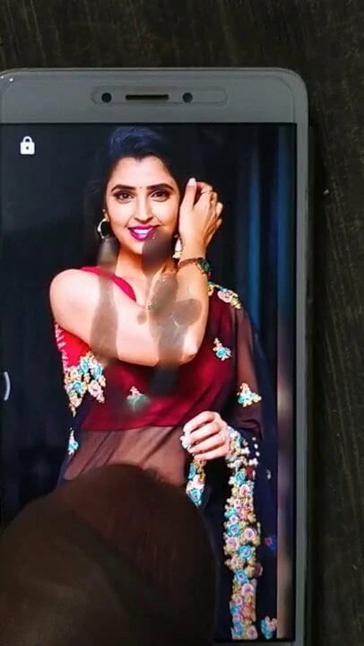 Telugu anchor Shyamala cumtribute