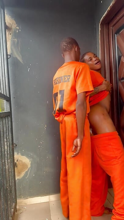 This Two Prisoners Couldn’t Stop Kissing Their Self