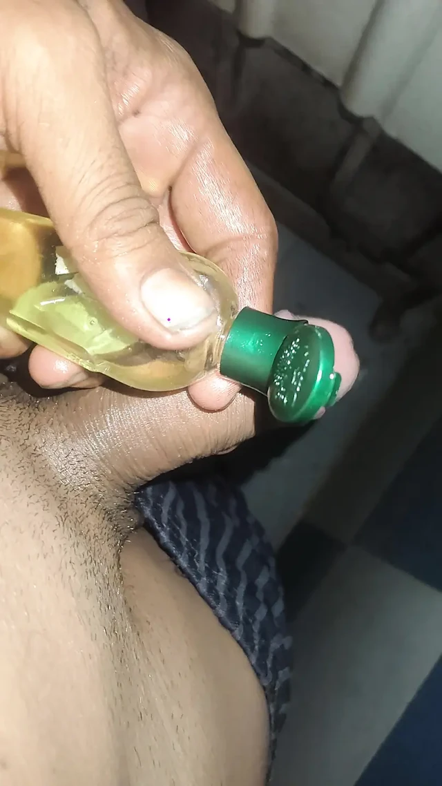 Mere Mom Ko Jaad Ker Muth Mara